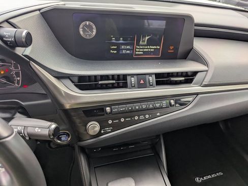 Used 2021 Lexus ES 300h w/ Accessory Package 2 image 14