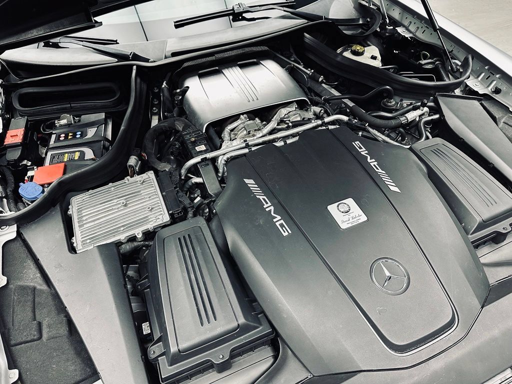 Used 2017 Mercedes-Benz AMG GT S image 39
