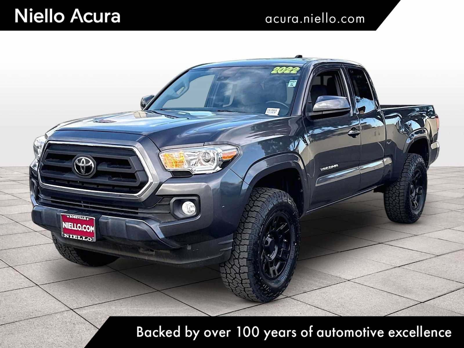 Used 2022 Toyota Tacoma SR5 AWD/4WD image 1