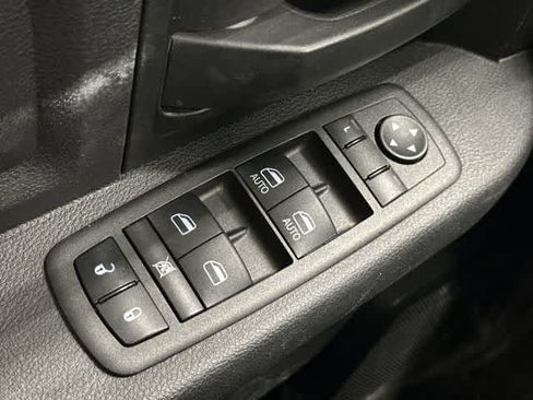 Used 2023 RAM 1500 Tradesman w/ Chrome Appearance Group AWD/4WD image 20