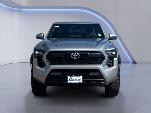 Used 2024 Toyota Tacoma TRD Off-Road w/ TRD Off Road Premium Package AWD/4WD image 8