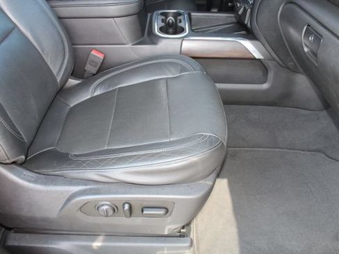 Used 2019 GMC Sierra 1500 SLT RWD image 15