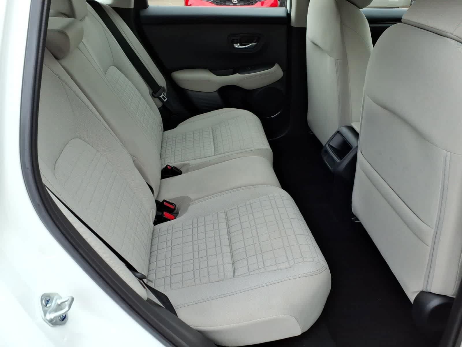 Used 2025 Honda HR-V LX image 10