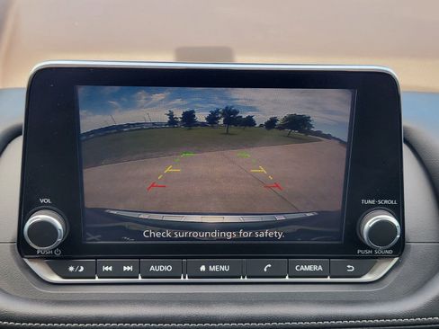 Used 2023 Nissan Rogue SV AWD/4WD image 21