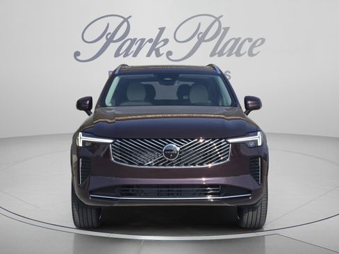 New 2026 Volvo XC90 B5 Ultra w/ Protection Package Premier AWD/4WD image 9