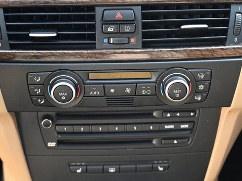 Used 2008 BMW M3 image 32