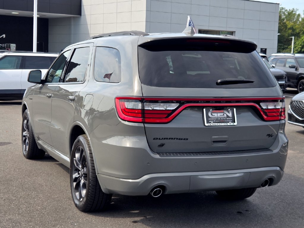 Used 2022 Dodge Durango R/T AWD/4WD image 6
