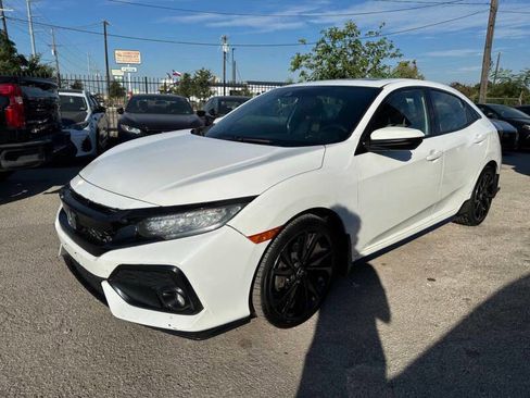 Used 2019 Honda Civic Sport Touring image 1