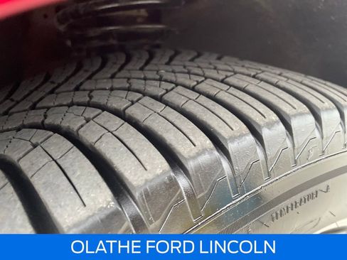 Used 2019 Ford Edge Titanium w/ Equipment Group 301A image 31