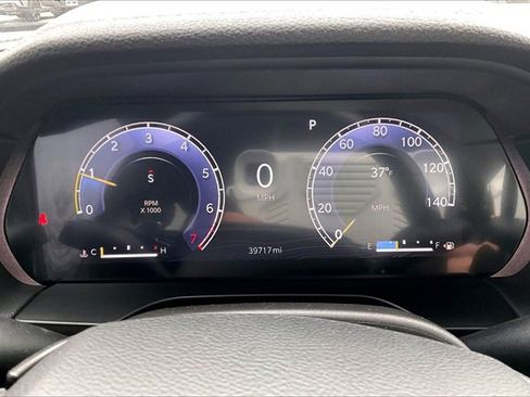 Used 2023 Jeep Grand Cherokee Limited image 18