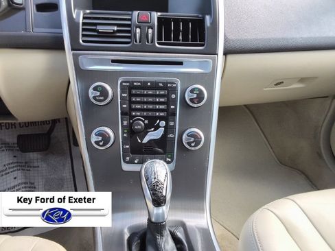 Used 2015 Volvo XC60 T6 Platinum AWD/4WD image 24