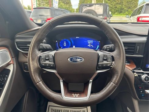 Used 2022 Ford Explorer King Ranch w/ Technology Package AWD/4WD image 34
