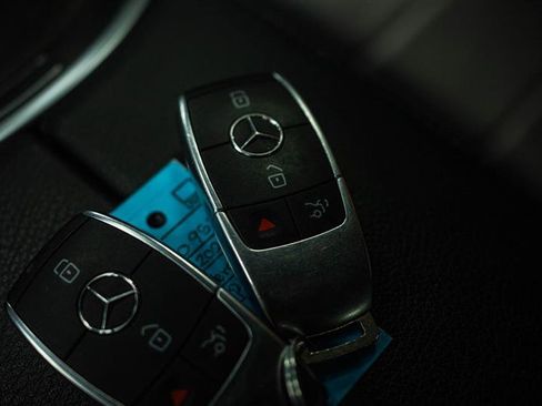 Used 2021 Mercedes-Benz C 300 Sedan w/ Premium Package image 22