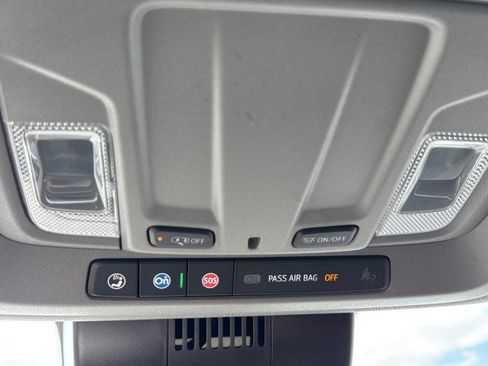 Used 2023 Chevrolet Silverado 1500 LT image 26