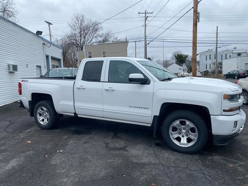 Used 2019 Chevrolet Silverado 1500 LT w/ All Star Edition image 4
