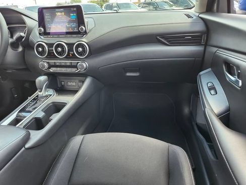 Used 2025 Nissan Sentra SV FWD image 15
