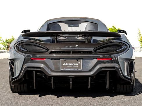 Used 2019 McLaren 600LT RWD image 8