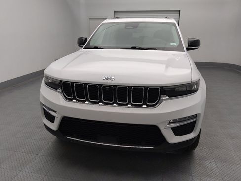 Used 2022 Jeep Grand Cherokee Limited 4xe w/ Luxury Tech Group II AWD/4WD image 15