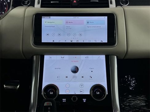 Used 2020 Land Rover Range Rover Sport HST image 13