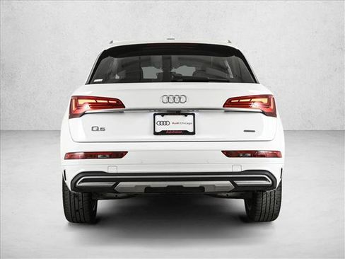 Used 2023 Audi Q5 2.0T Premium w/ Convenience Package image 7