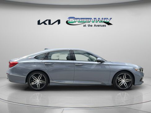 Used 2021 Honda Accord Touring image 7