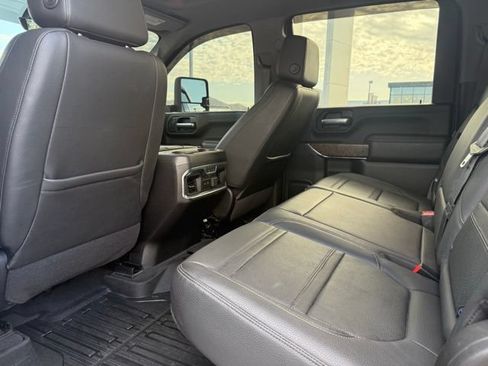 Used 2021 GMC Sierra 2500 Denali w/ Denali Ultimate Package AWD/4WD image 13
