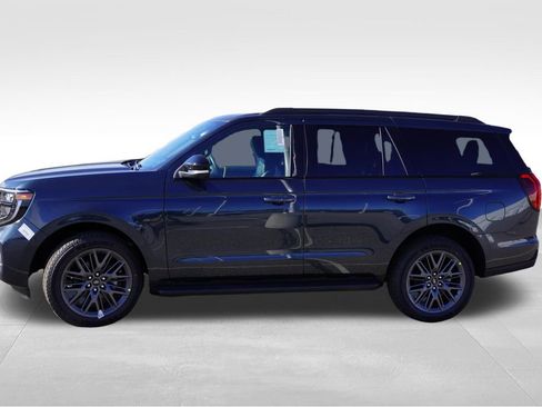 New 2026 Ford Expedition Platinum w/ Stealth Appearance Package AWD/4WD image 6