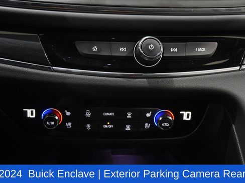 Used 2024 Buick Enclave Premium image 20