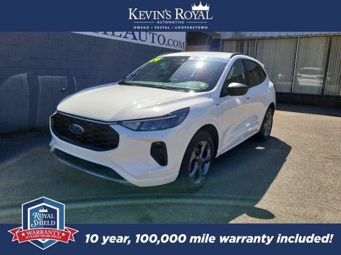 Used 2024 Ford Escape ST-Line AWD/4WD image 2