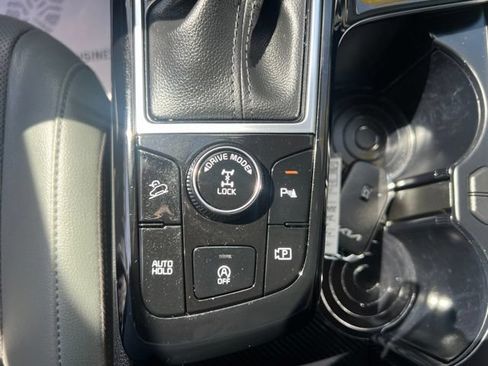 Used 2024 Kia Sportage X-Line w/ X-Line Premium Package AWD/4WD image 30