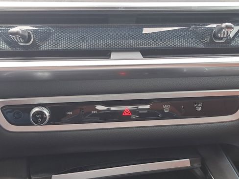 New 2026 BMW X5 xDrive50e w/ M Sport Package image 34