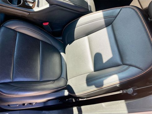 Used 2023 GMC Acadia AT4 w/ Technology Package image 20