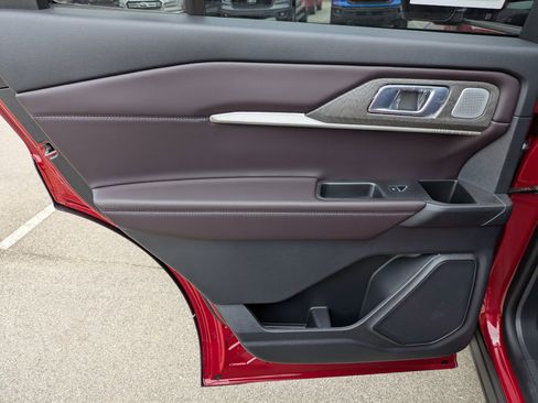 New 2026 Ford Explorer Platinum image 29