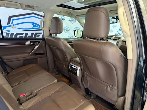 Used 2016 Lexus GX 460 w/ Premium Package image 23