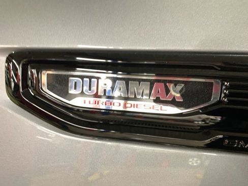 Used 2025 GMC Sierra 1500 Elevation w/ Elevation Premium Package image 31