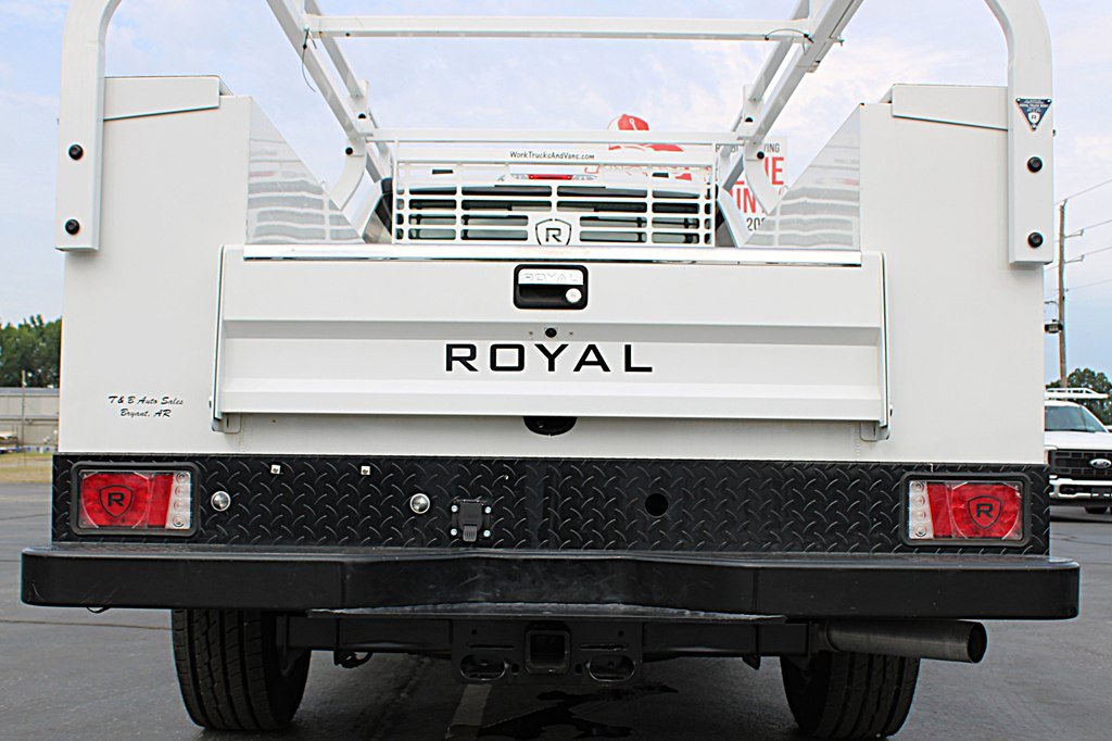 Used 2024 Ford F250 XL w/ XL Chrome Package RWD image 17