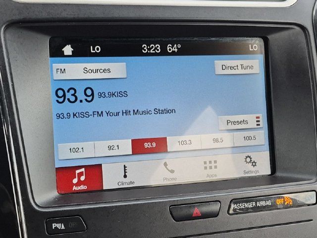 Used 2018 Ford Explorer XLT w/ Equipment Group 202A AWD/4WD image 16