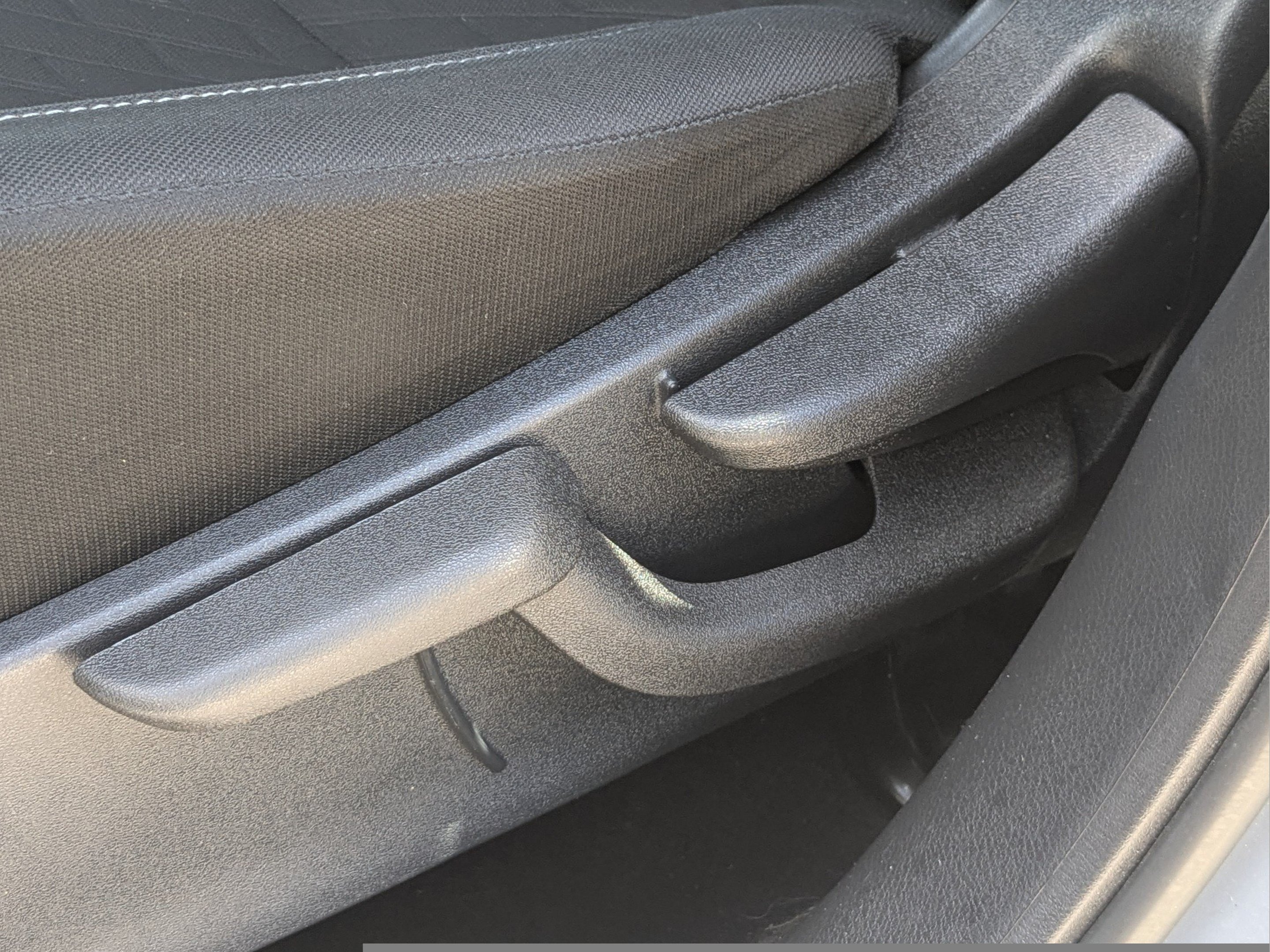 Used 2023 Nissan Kicks SV FWD image 16