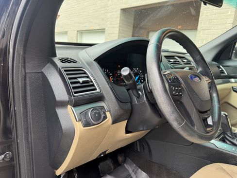 Used 2016 Ford Explorer 4WD image 15