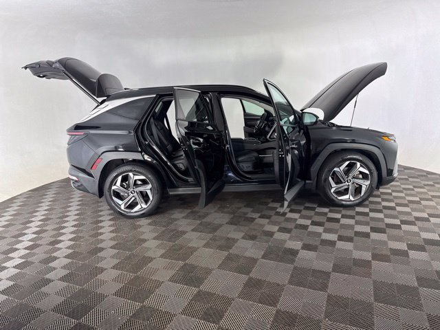 Certified 2024 Hyundai Tucson Limited FWD image 17