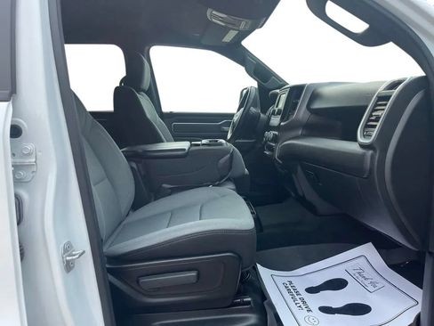 Used 2022 RAM 1500 Big Horn AWD/4WD image 22