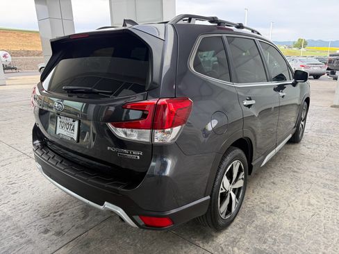 Used 2019 Subaru Forester Touring w/ Popular Package #3 AWD/4WD image 11