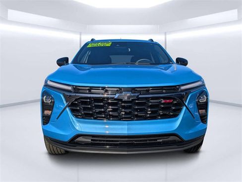 Used 2025 Chevrolet Trax RS image 8