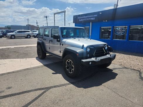 Used 2015 Jeep Wrangler Unlimited Sport AWD/4WD image 9