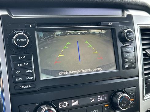Used 2017 Nissan Titan SV AWD/4WD image 30