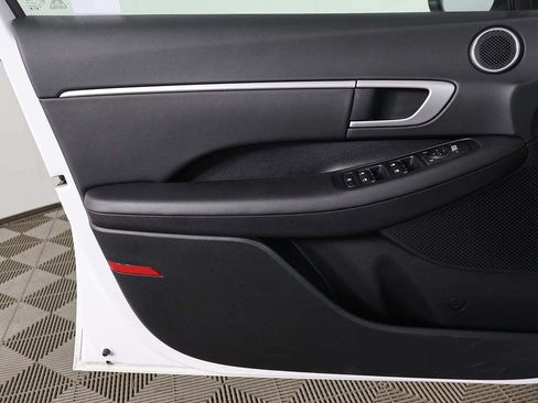 Certified 2025 Hyundai Sonata SEL FWD image 19