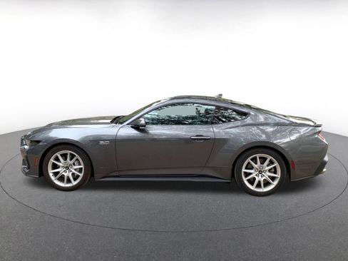 Used 2025 Ford Mustang GT Premium image 4