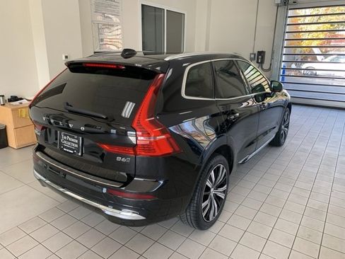 Certified 2022 Volvo XC60 B6 Inscription w/ Advanced Package image 4
