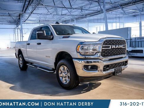 Used 2024 RAM 2500 Big Horn image 32