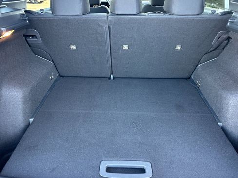 Used 2025 Nissan Kicks SV image 14